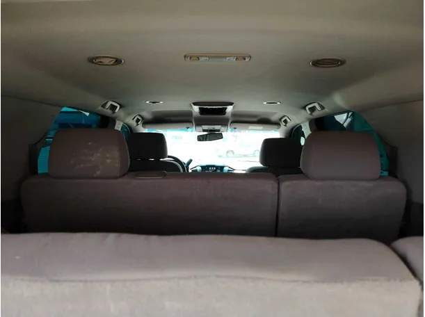 Car image 27
