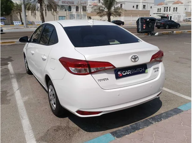 Car image 7