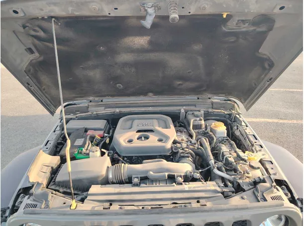Car image 28