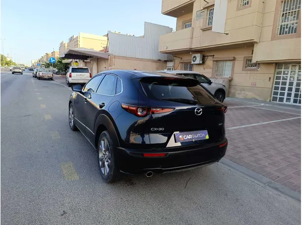 Car image 7
