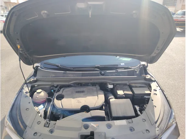 Car image 36