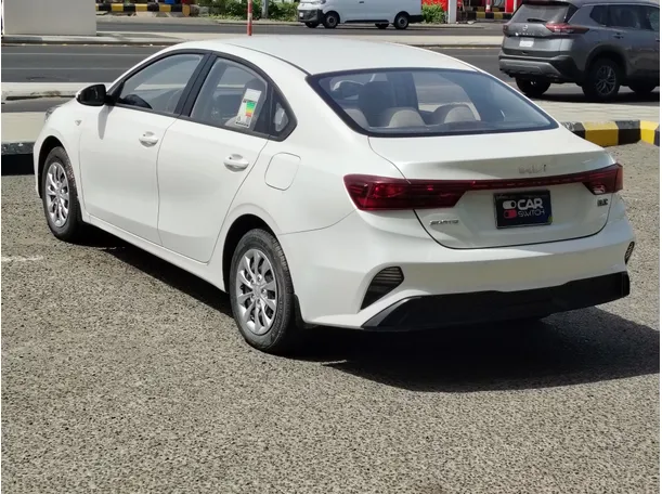 Car image 7