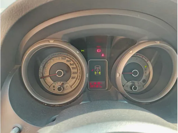 Car image 28