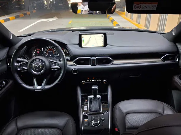 Car image 15