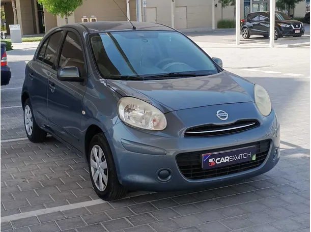 Car image 4