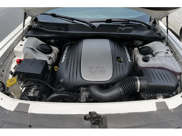 Car image 23