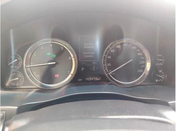 Car image 26