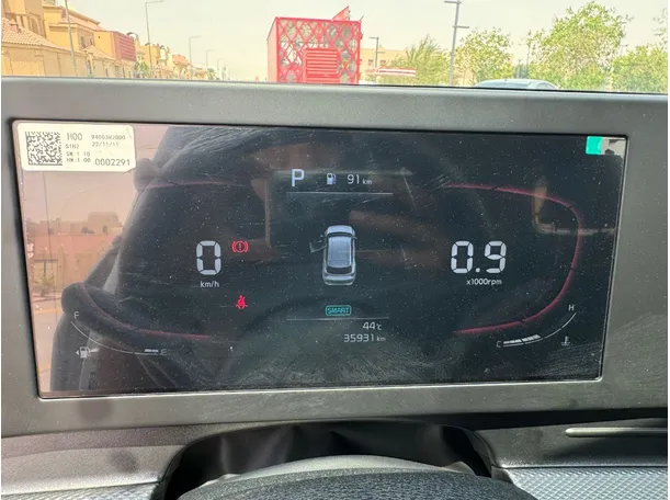 Car image 20