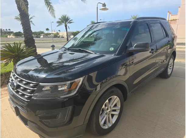 2017 Ford Explorer in KSA