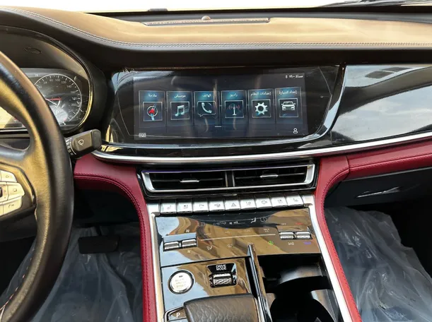 Car image 19