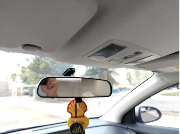 Car image 32