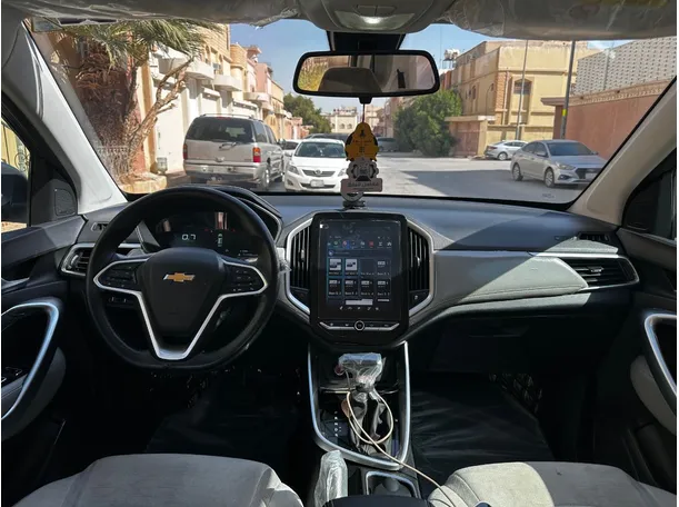 Car image 17