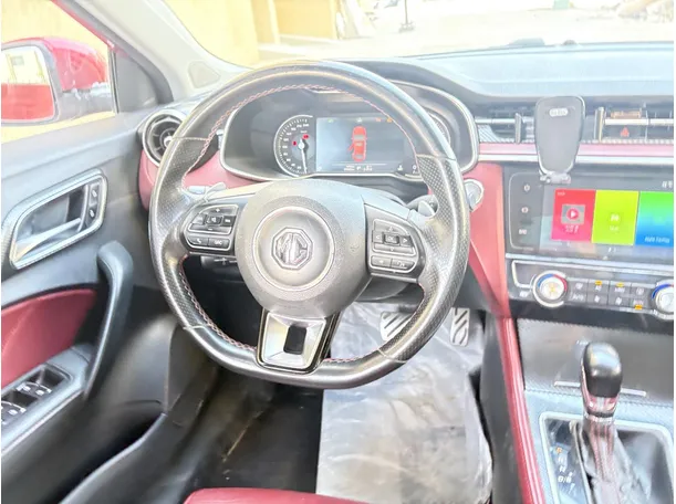 Car image 21