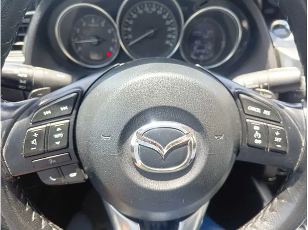Car image 29
