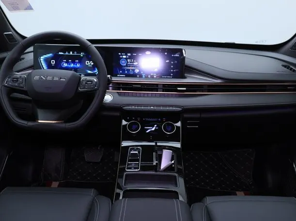 Car image 14