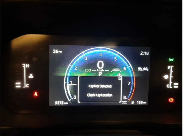 Car image 18