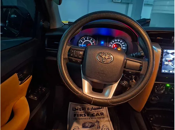 Car image 21