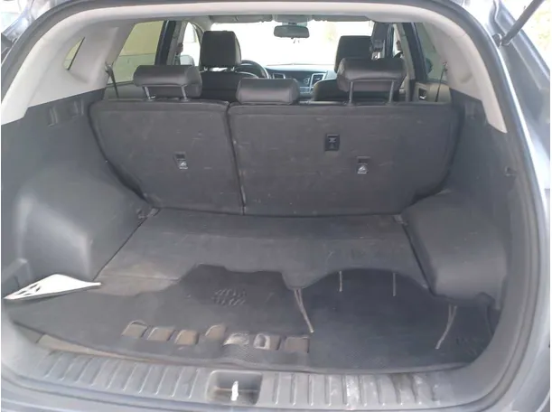 Car image 21