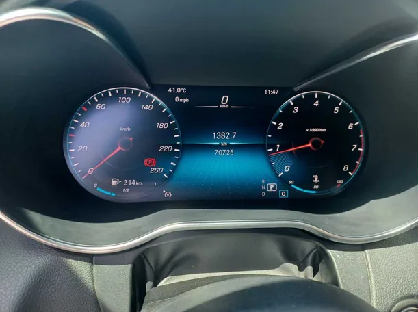Car image 20