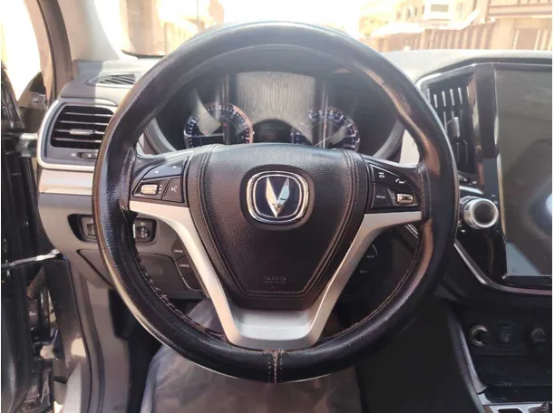 Car image 24