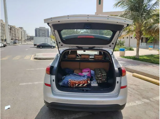 Car image 32