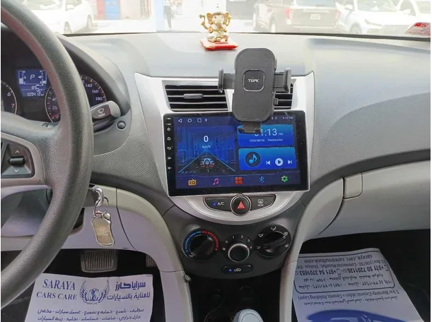Car image 16
