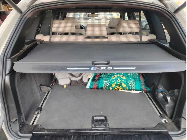 Car image 23