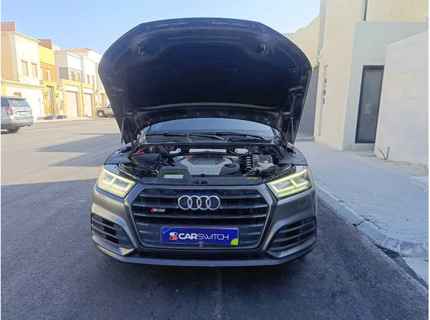 Car image 35