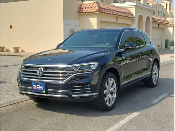 2020 Volkswagen Touareg in Dubai