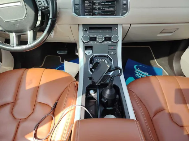 Car image 28
