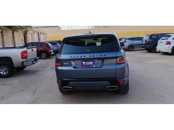 Car image 6