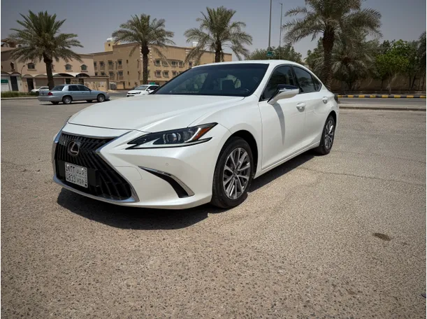 2023 Lexus ES250 in KSA