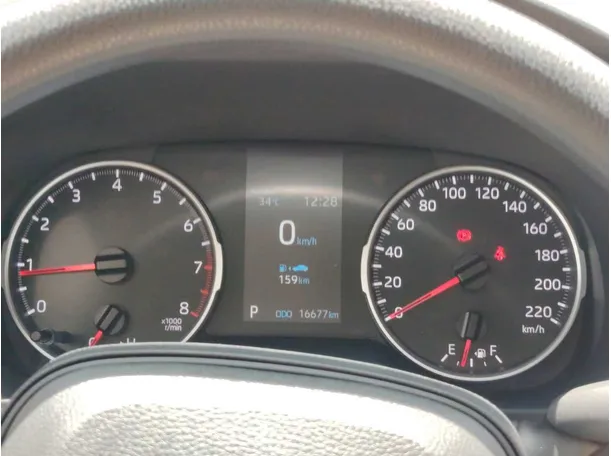 Car image 27
