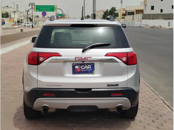 Car image 6