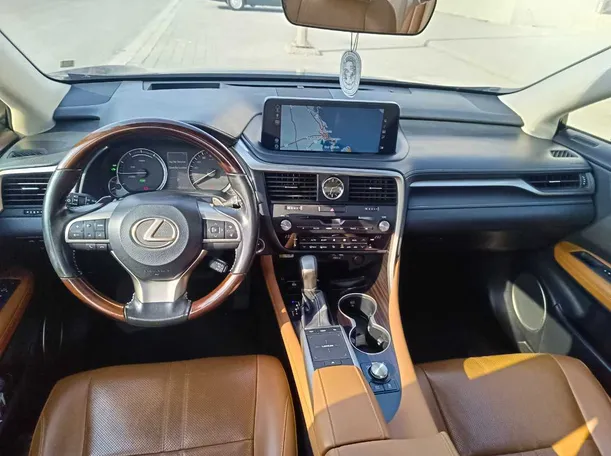 Car image 22