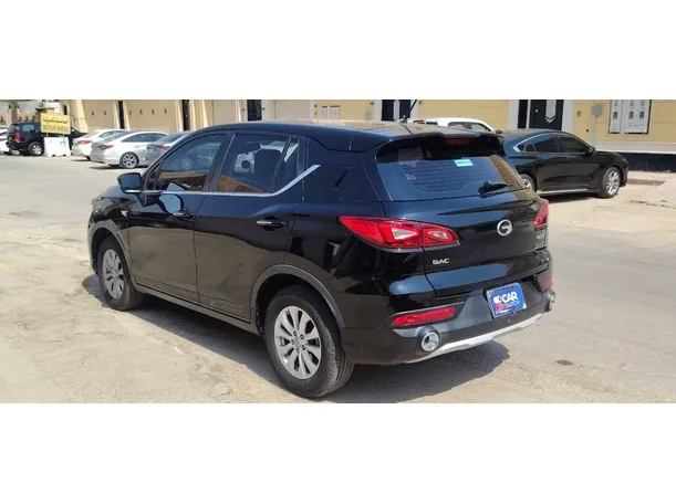 Car image 7