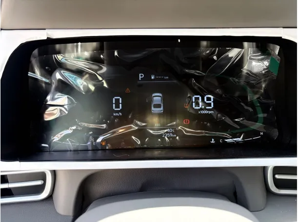 Car image 23