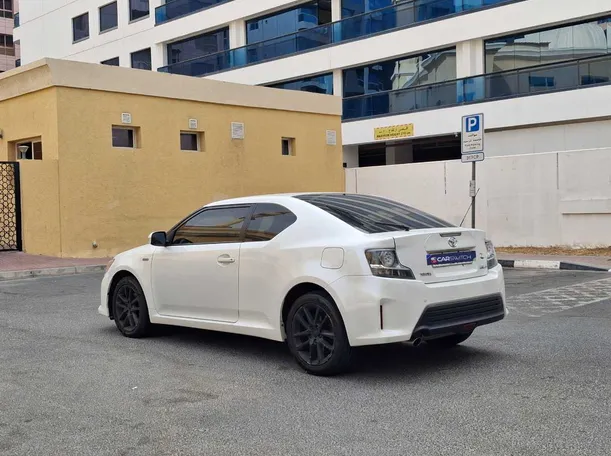 Car image 7
