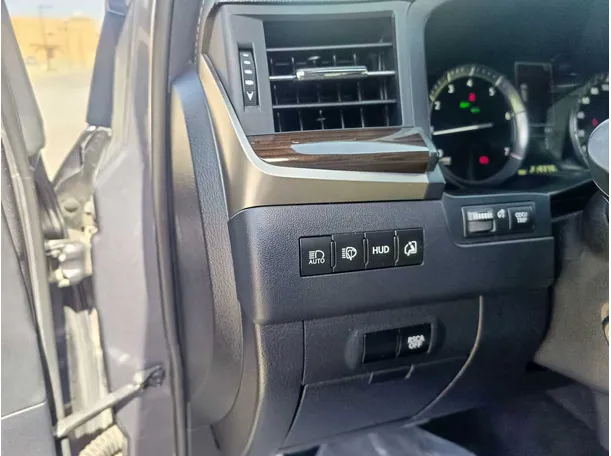 Car image 41