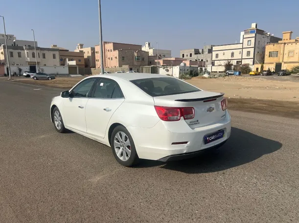 Car image 7