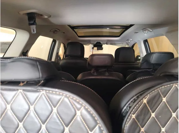 Car image 31