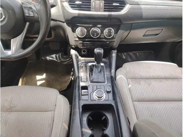 Car image 23