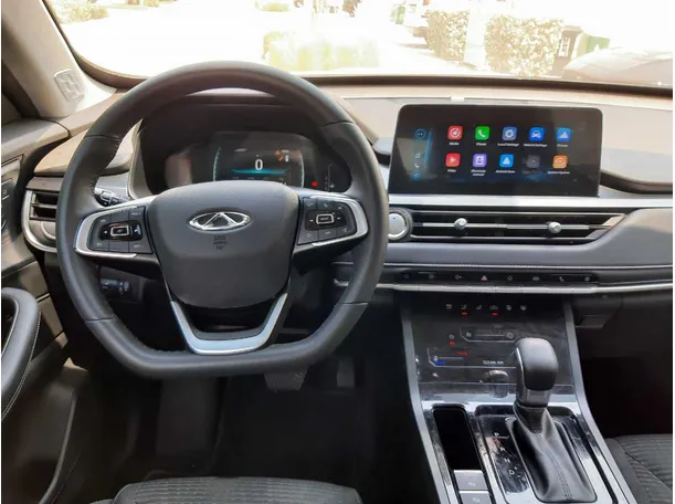Car image 16