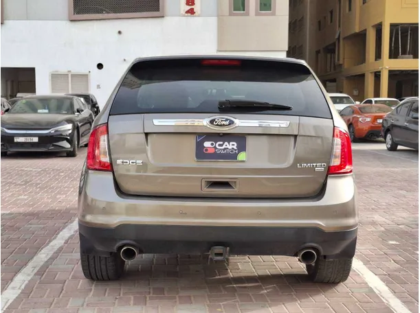 Car image 6