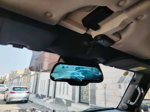 Car image 33