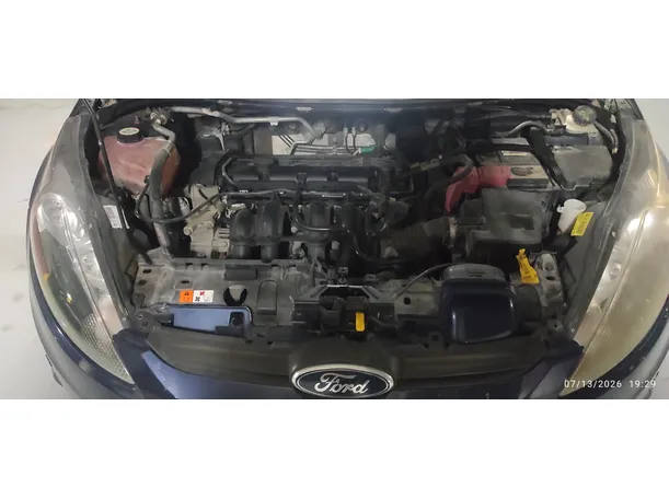 Car image 10