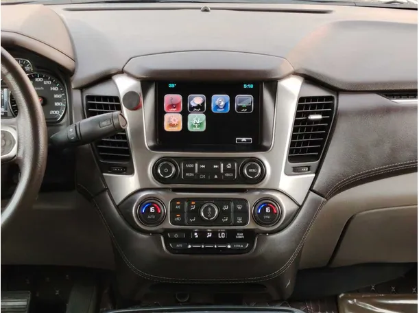 Car image 19