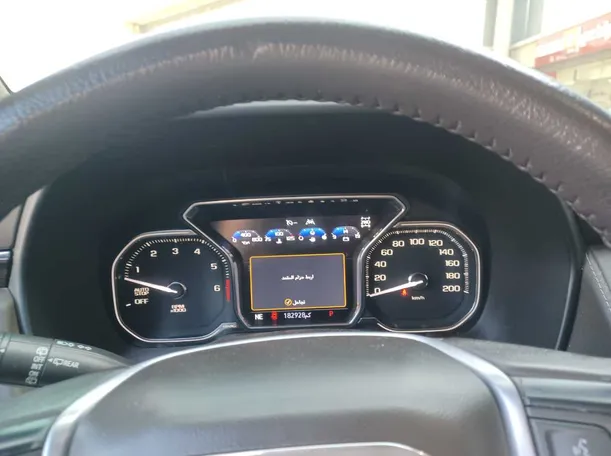 Car image 16