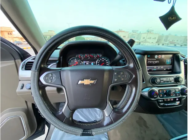 Car image 16