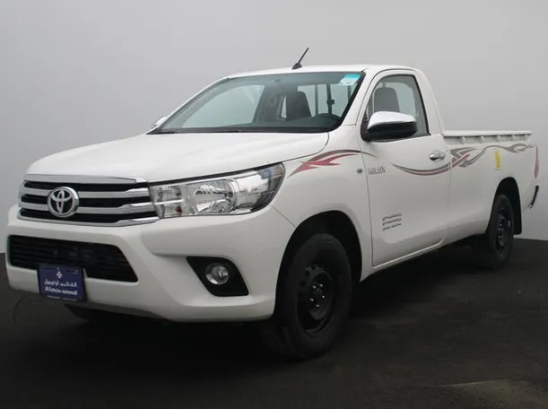 2025 تويوتا هايلكس في دبي